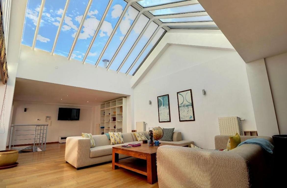 Down Town Spacious Duplex With Private Parking & Game Room Bruxelas Exterior foto